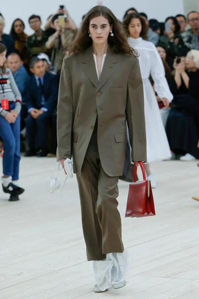 Look 21